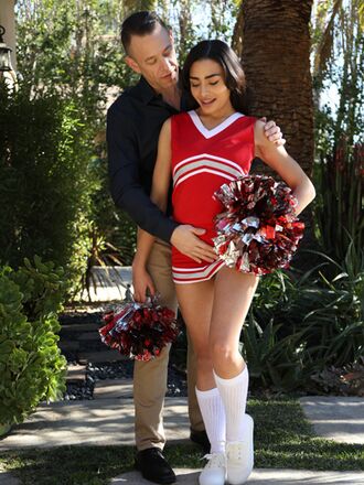 Cheerful Cheerleader Vanessa Moon Makes Love With Her Coach